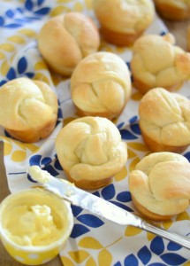 Buttery Rhodes Knot Rolls - 700 N COTTAGE