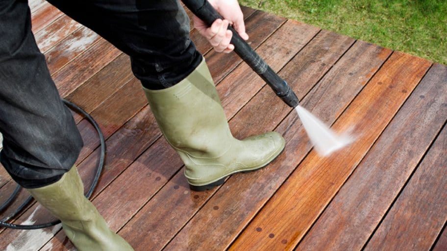 Commercial and Residential Property Cleaning: 9 Things You Can Clean With a Pressure Washer