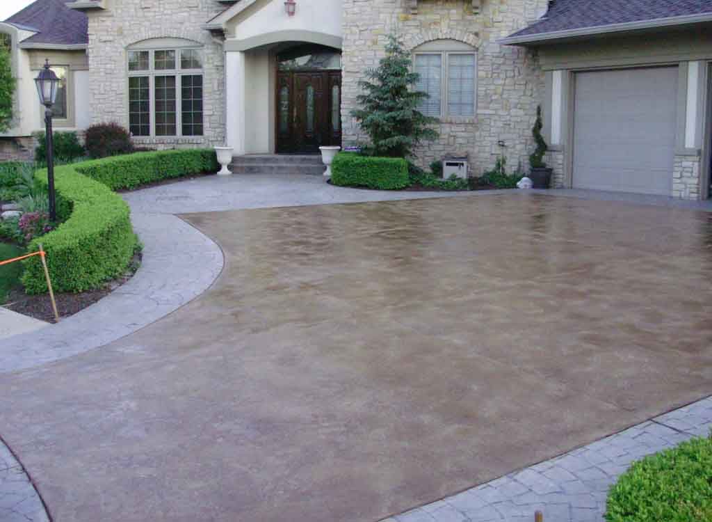 4 Popular Driveway Paving Materials